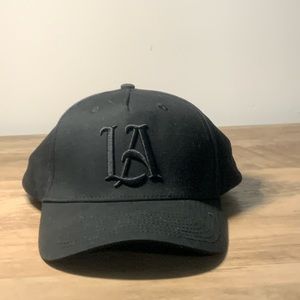 Young La strap back hat